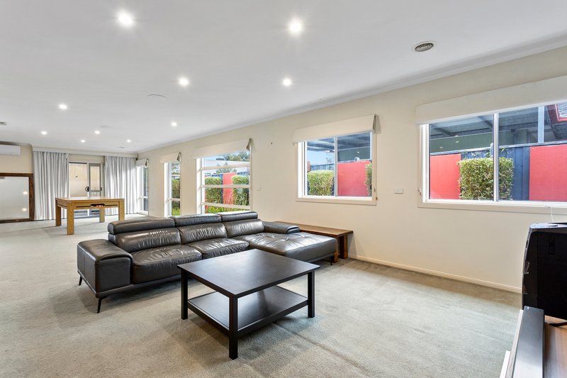 Photo - 1 Jardine Terrace, Waterways VIC 3195 - Image 5