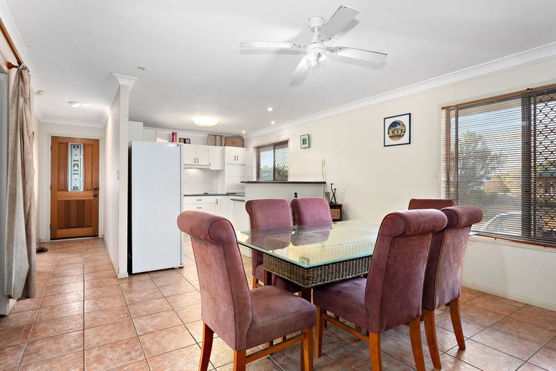 Photo - 1 Jessica Court, Eatons Hill QLD 4037 - Image 6