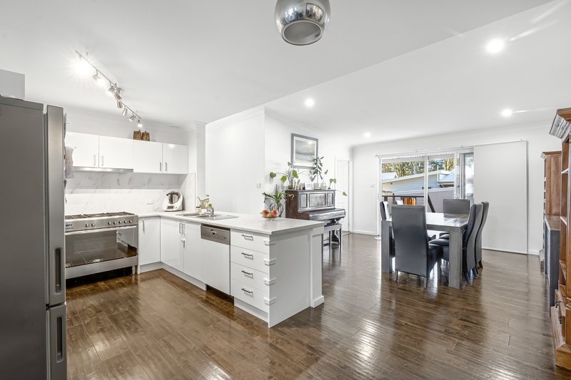 Photo - 1 Jetty Avenue, Charmhaven NSW 2263 - Image 3