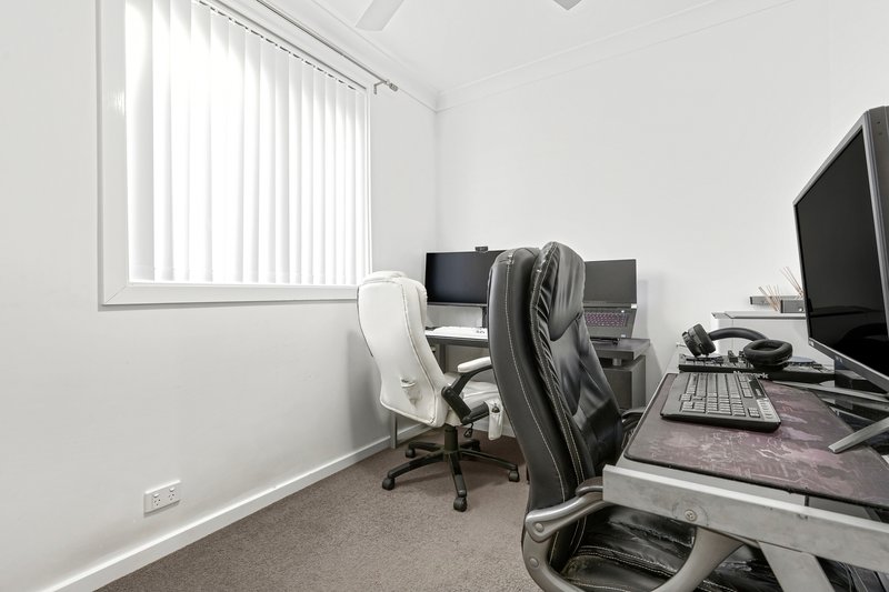 Photo - 1 Jetty Avenue, Charmhaven NSW 2263 - Image 10