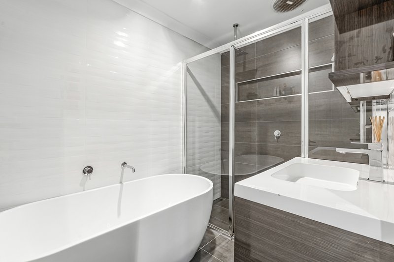 Photo - 1 Jetty Avenue, Charmhaven NSW 2263 - Image 12