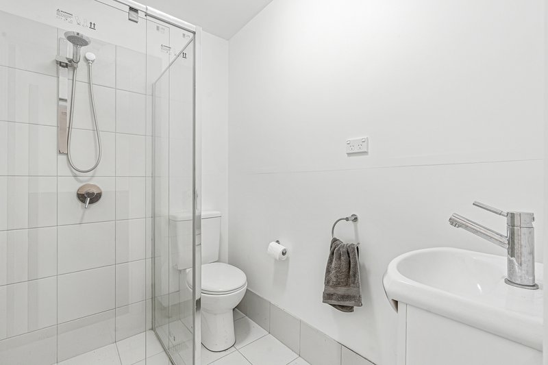 Photo - 1 Jetty Avenue, Charmhaven NSW 2263 - Image 13