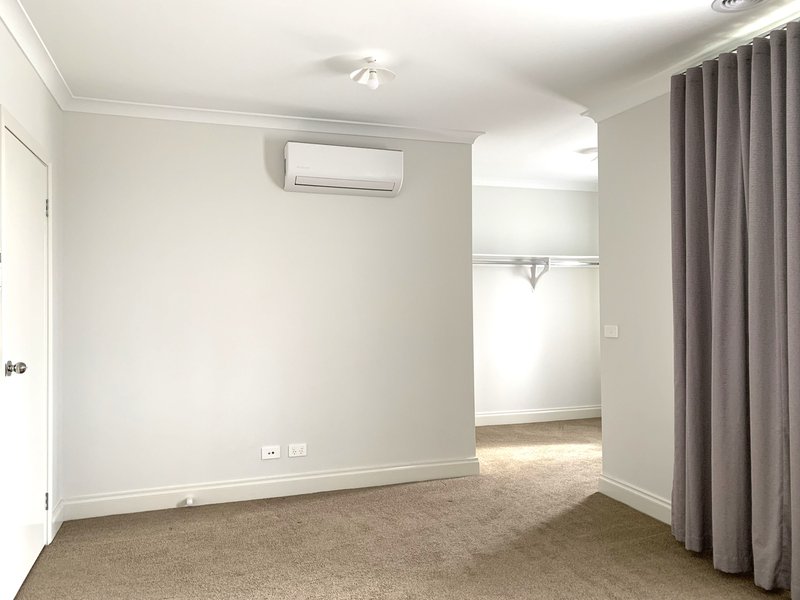 Photo - 1 Jobert Court, Springvale VIC 3171 - Image 5