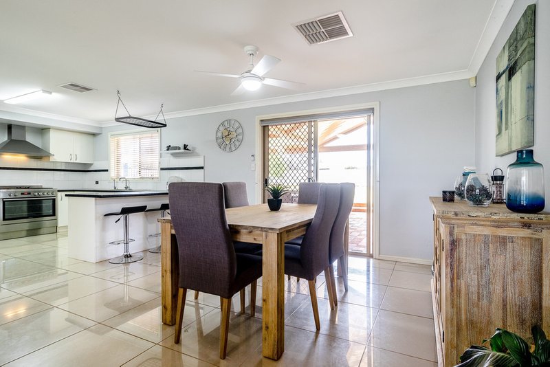 Photo - 1 John Roach Close, Dubbo NSW 2830 - Image 6