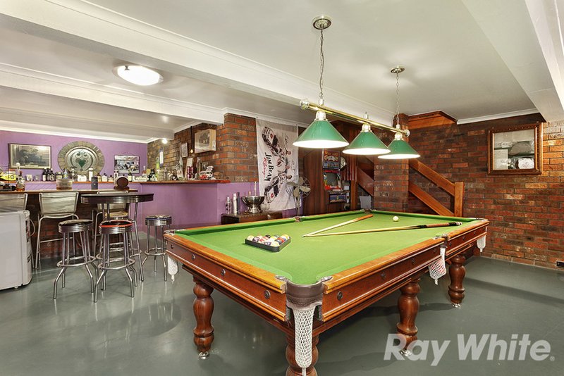 Photo - 1 June Close, Wheelers Hill VIC 3150 - Image 9