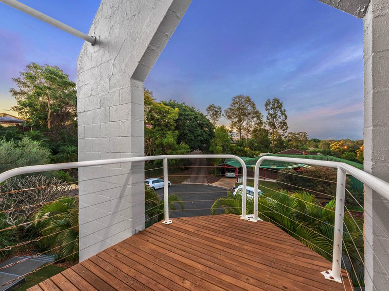 Photo - 1 Juno Court, Eatons Hill QLD 4037 - Image 13