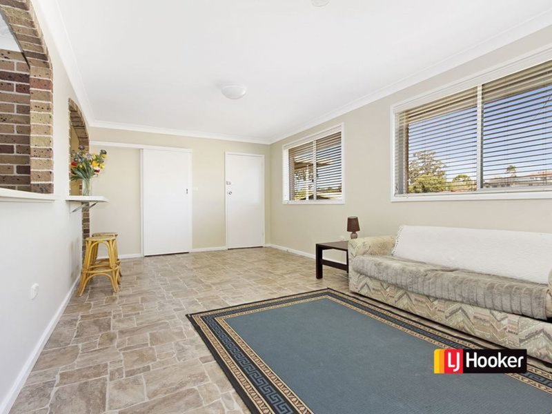 Photo - 1 Jura Place, Seven Hills NSW 2147 - Image 2