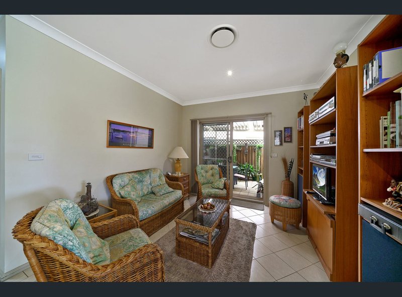 Photo - 1 Kalbarri Grove, Kanahooka NSW 2530 - Image 6