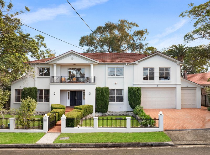Photo - 1 Kardella Avenue, Killara NSW 2071 - Image 1