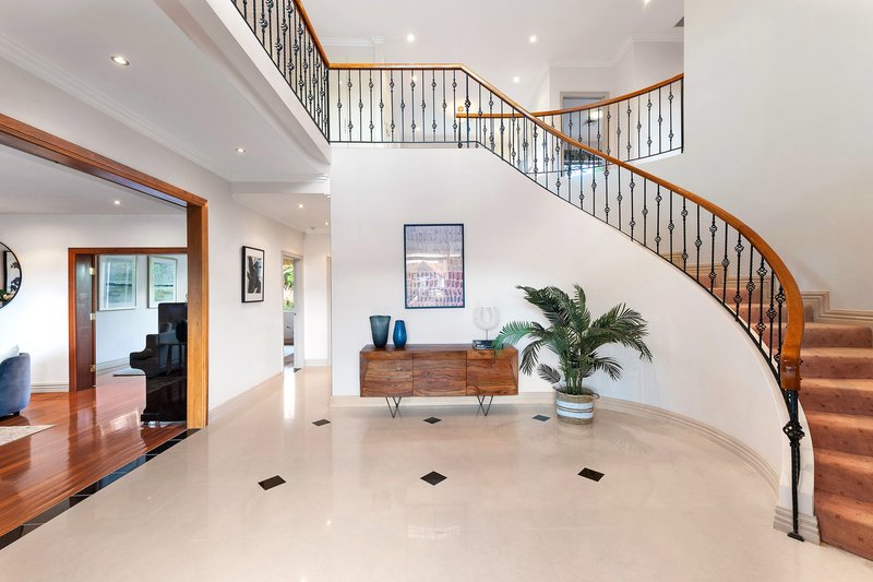 Photo - 1 Kardella Avenue, Killara NSW 2071 - Image 2