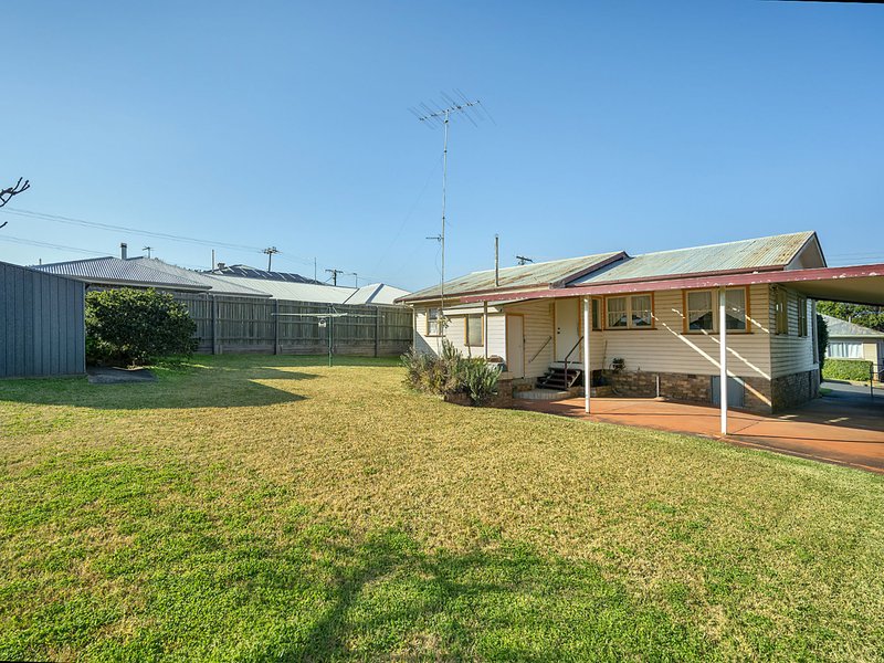 Photo - 1 Katherine Street, North Toowoomba QLD 4350 - Image 2