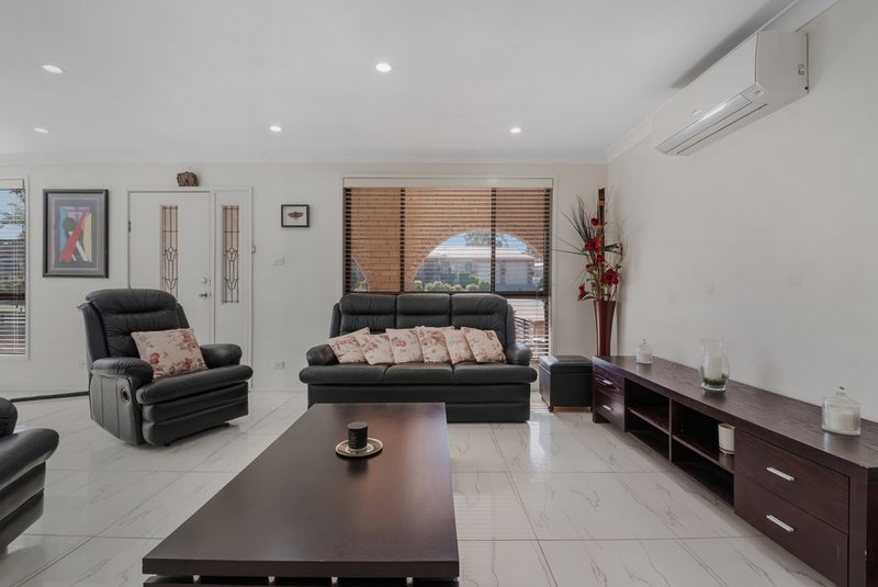 Photo - 1 Kelso Close, Bonnyrigg Heights NSW 2177 - Image 6