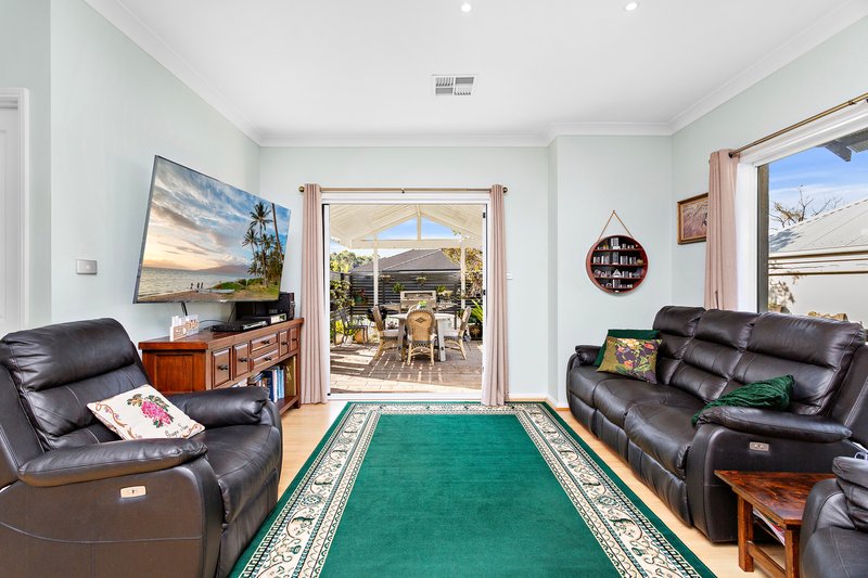 Photo - 1 Kensington Lane, Dapto NSW 2530 - Image 6