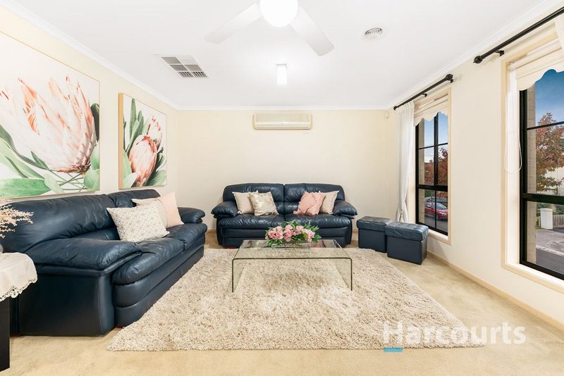 Photo - 1 Kensington Place, Wantirna South VIC 3152 - Image 11