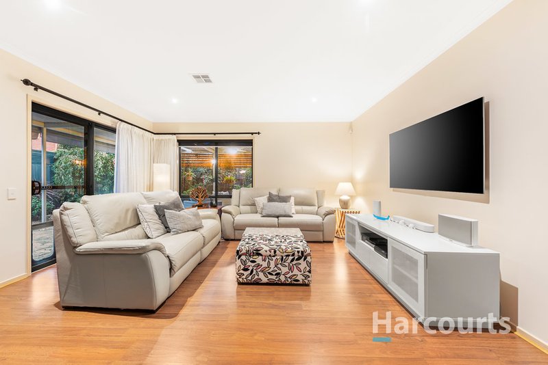 Photo - 1 Kensington Place, Wantirna South VIC 3152 - Image 3