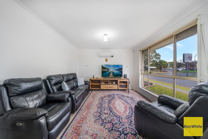 Photo - 1 Keppel Circuit, Hinchinbrook NSW 2168 - Image 4