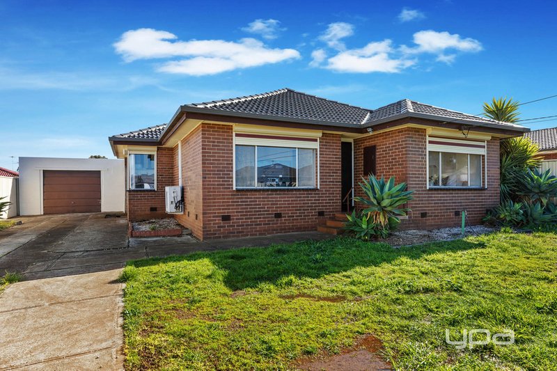 1 Kerrison Avenue, St Albans VIC 3021