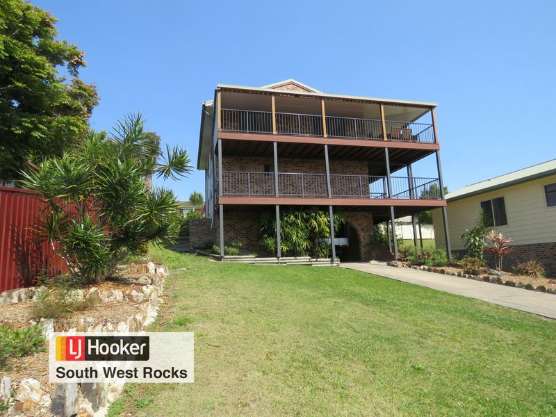 Photo - 1 Kevin Hogan Place, South West Rocks NSW 2431 - Image 3