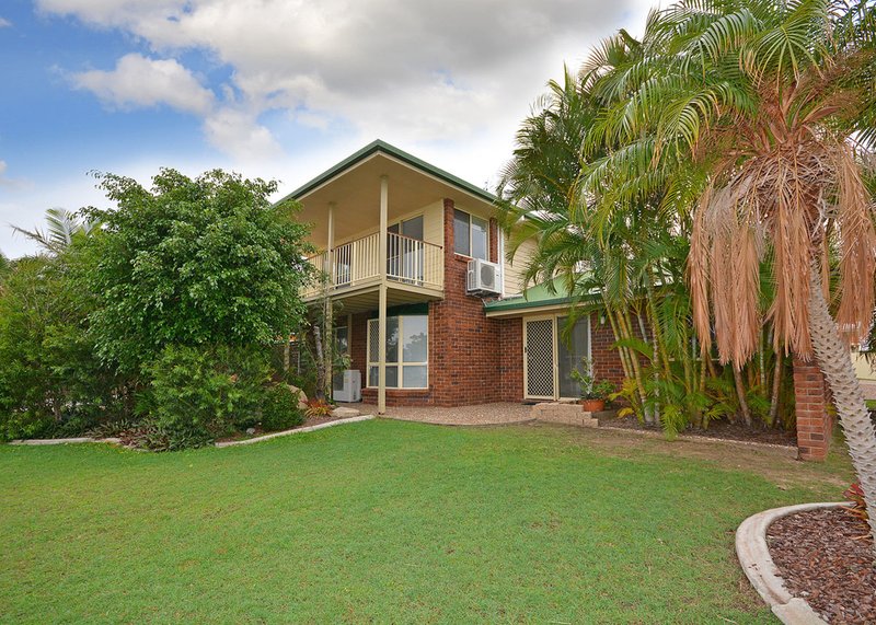 Photo - 1 King Arthur Court, Urangan QLD 4655 - Image 2