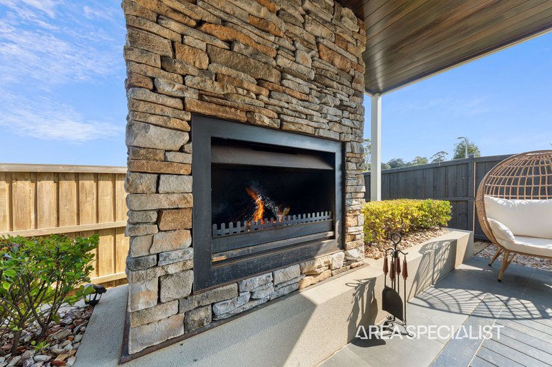 Photo - 1 King Parrot Boulevard, Drouin VIC 3818 - Image 30