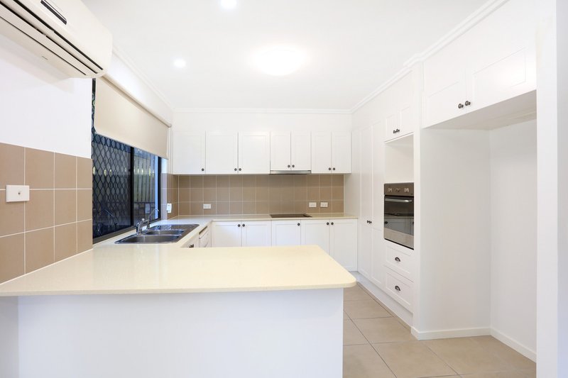 Photo - 1 King Quail Court, Gilston QLD 4211 - Image 2