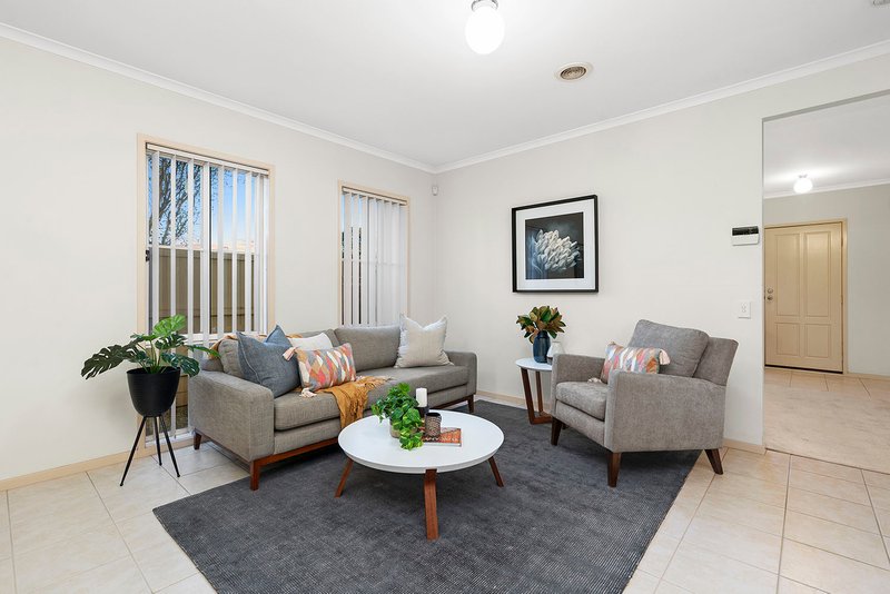 1 Kingsland Close, Dingley Village VIC 3172