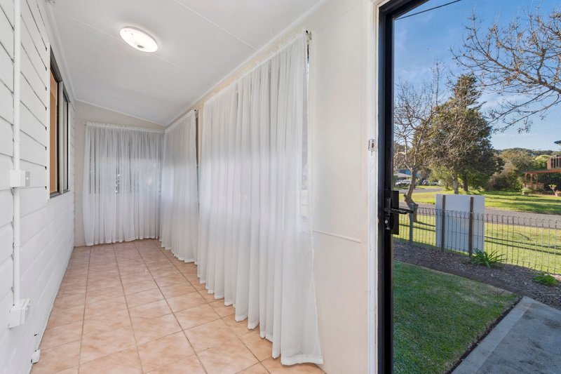 Photo - 1 Kingston Place, Tomakin NSW 2537 - Image 4