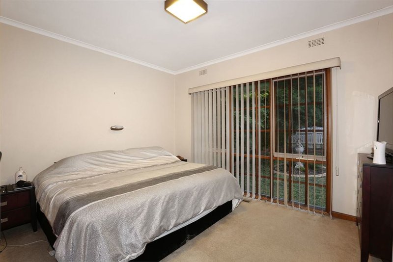 Photo - 1 Kinkora Road, Blackburn VIC 3130 - Image 8