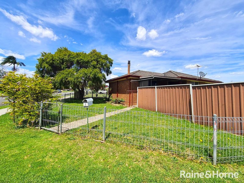 1 Kitson Place, Minto NSW 2566