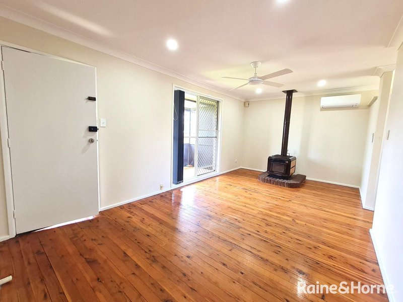 Photo - 1 Kitson Place, Minto NSW 2566 - Image 2