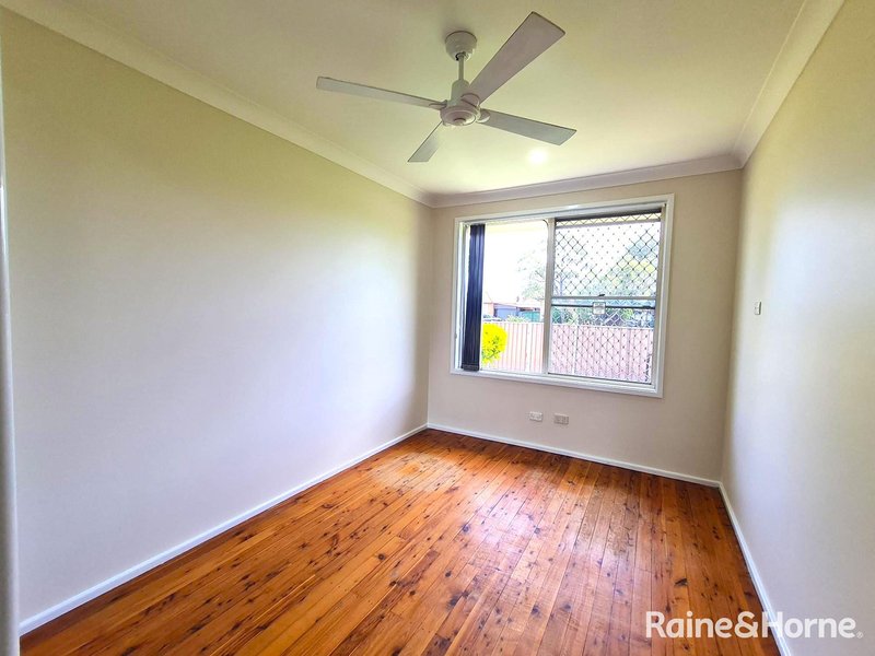 Photo - 1 Kitson Place, Minto NSW 2566 - Image 3