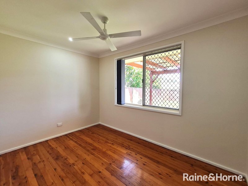 Photo - 1 Kitson Place, Minto NSW 2566 - Image 5