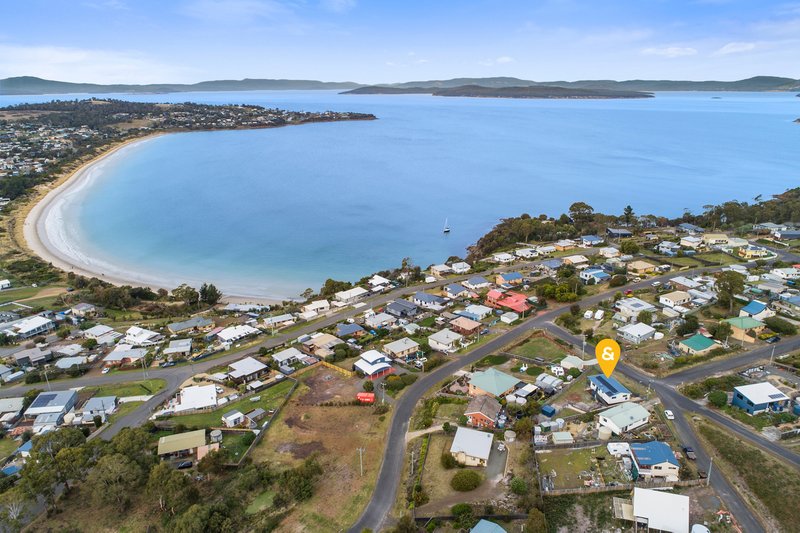 Photo - 1 Kookaburra Street, Primrose Sands TAS 7173 - Image 2