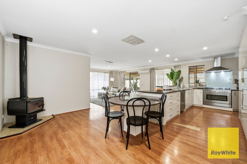 Photo - 1 Kurrat Elbow , South Guildford WA 6055 - Image 10