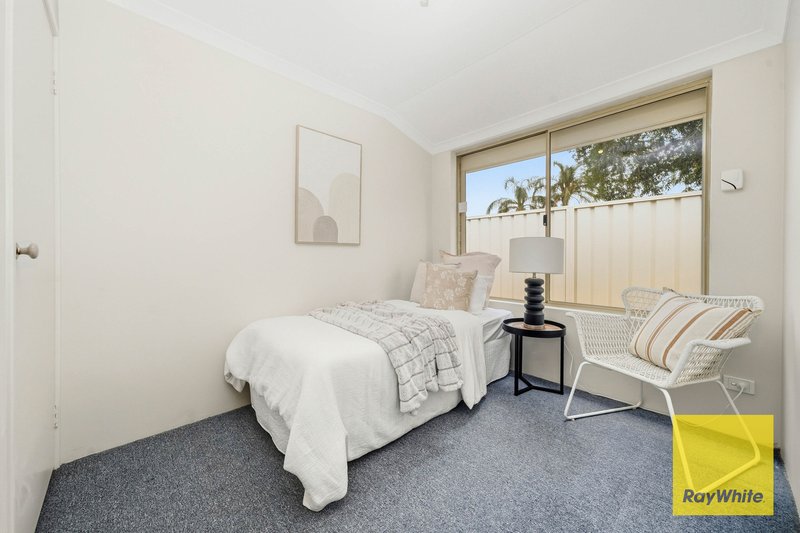 Photo - 1 Kurrat Elbow , South Guildford WA 6055 - Image 20