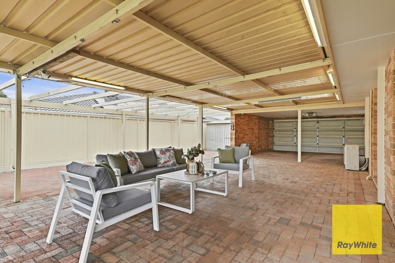 Photo - 1 Kurrat Elbow , South Guildford WA 6055 - Image 25