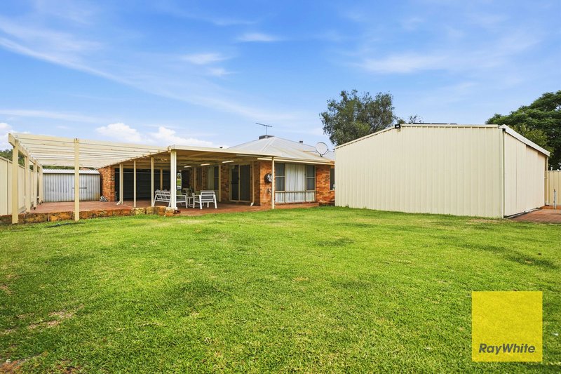 Photo - 1 Kurrat Elbow , South Guildford WA 6055 - Image 26