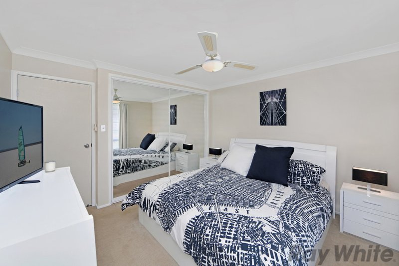 Photo - 1 Kyooma Close, Buff Point NSW 2262 - Image 9