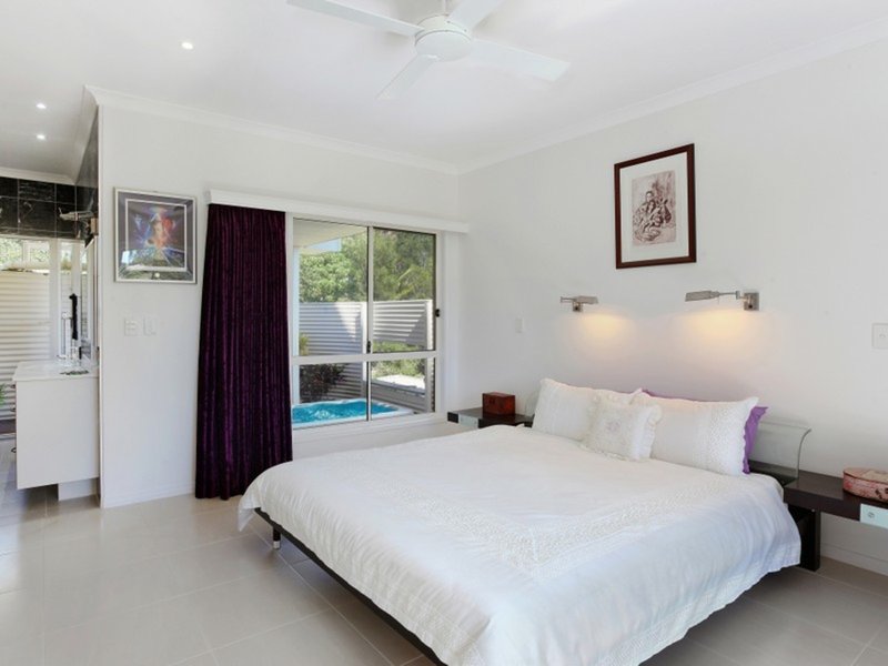 Photo - 1 Lakeview Place, Currumbin Valley QLD 4223 - Image 12