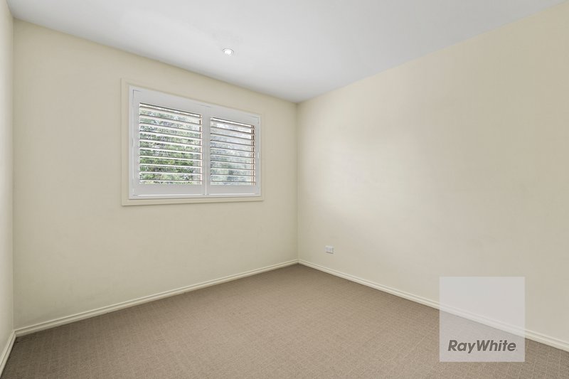 Photo - 1 Landy Close, Mill Park VIC 3082 - Image 15