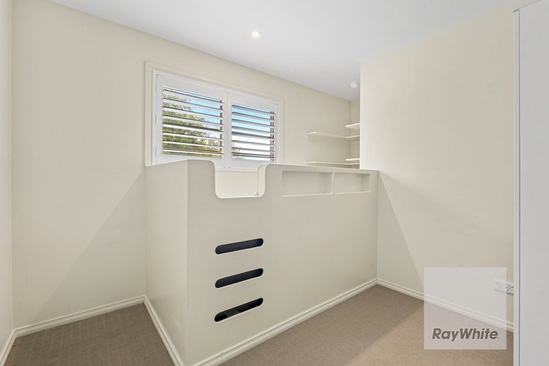 Photo - 1 Landy Close, Mill Park VIC 3082 - Image 18