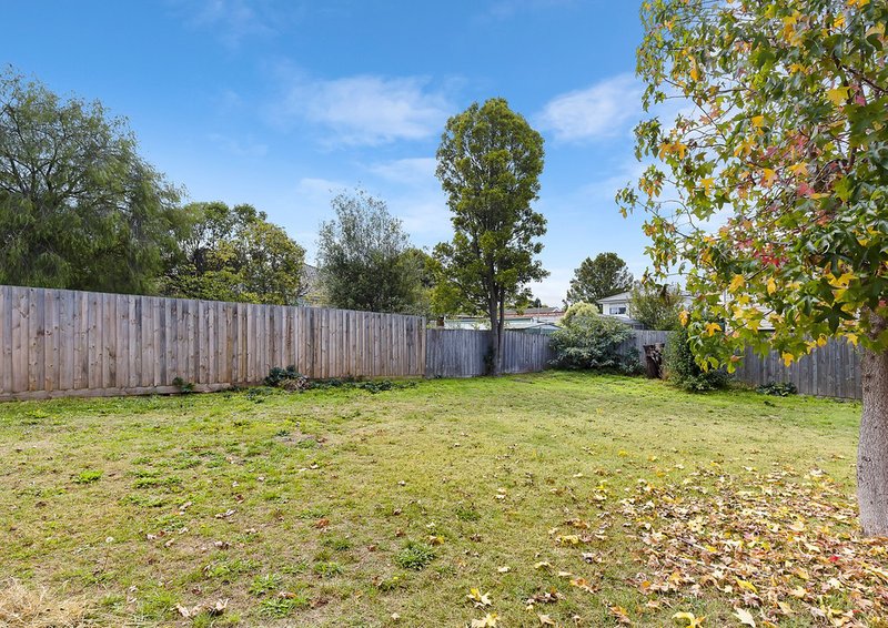 Photo - 1 Lasiandra Avenue, Nunawading VIC 3131 - Image 8