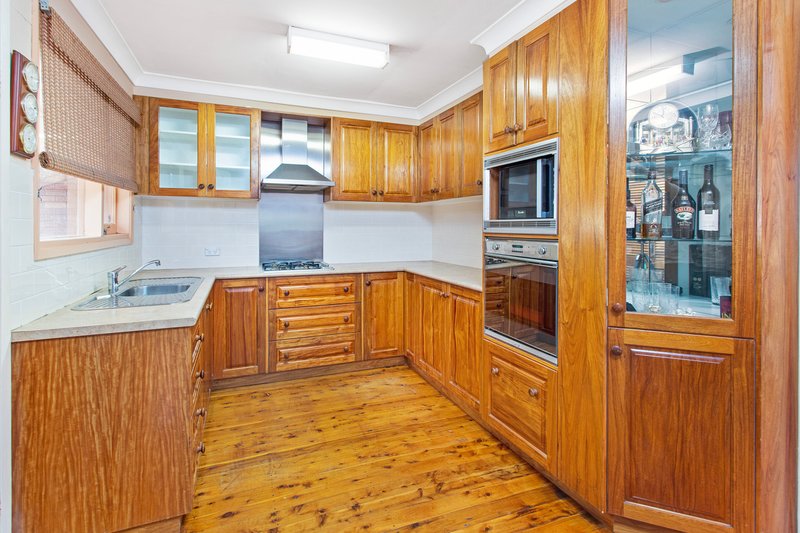 Photo - 1 Laver Road, Dapto NSW 2530 - Image 3