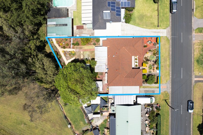 Photo - 1 Laver Road, Dapto NSW 2530 - Image 9