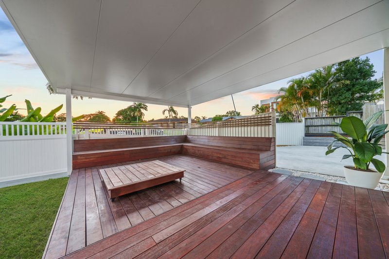 Photo - 1 Leafy Close, Burleigh Waters QLD 4220 - Image 3