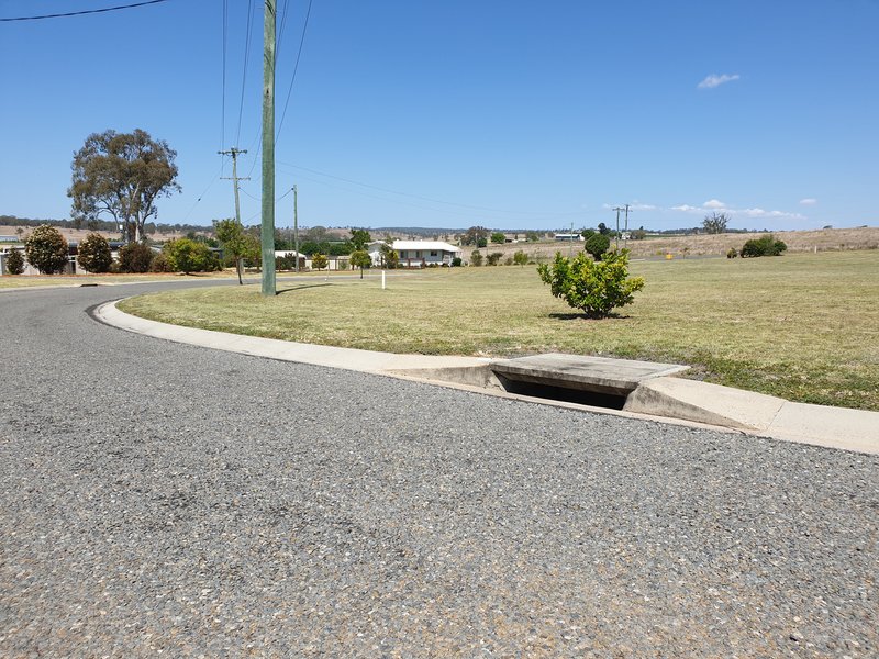 Photo - 1 Leddy Court, Moffatdale QLD 4605 - Image 19