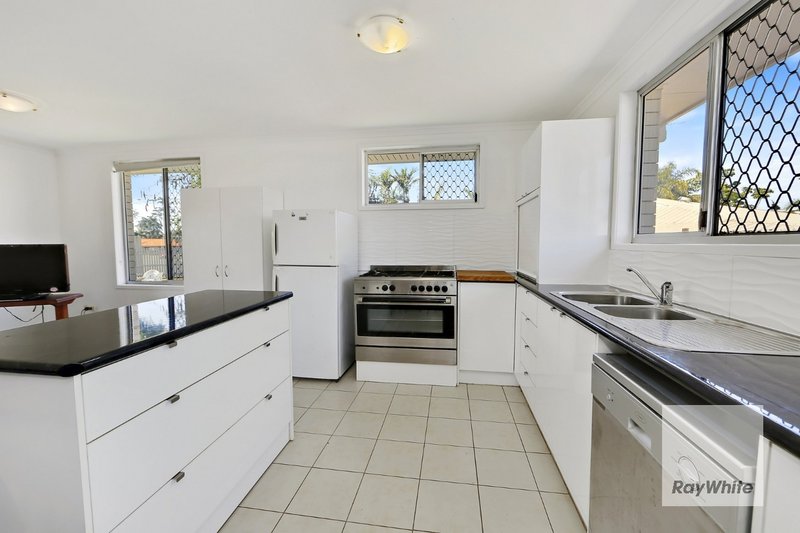 Photo - 1 Leddy Crescent, Bargara QLD 4670 - Image 9