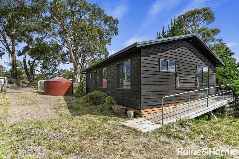 1 Leenaa Street, Carlton TAS 7173