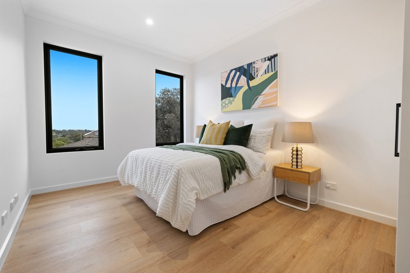 Photo - 1 Legacy Court, Mount Waverley VIC 3149 - Image 7