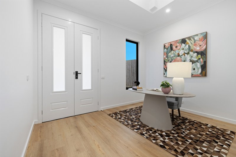 Photo - 1 Legacy Court, Mount Waverley VIC 3149 - Image 13